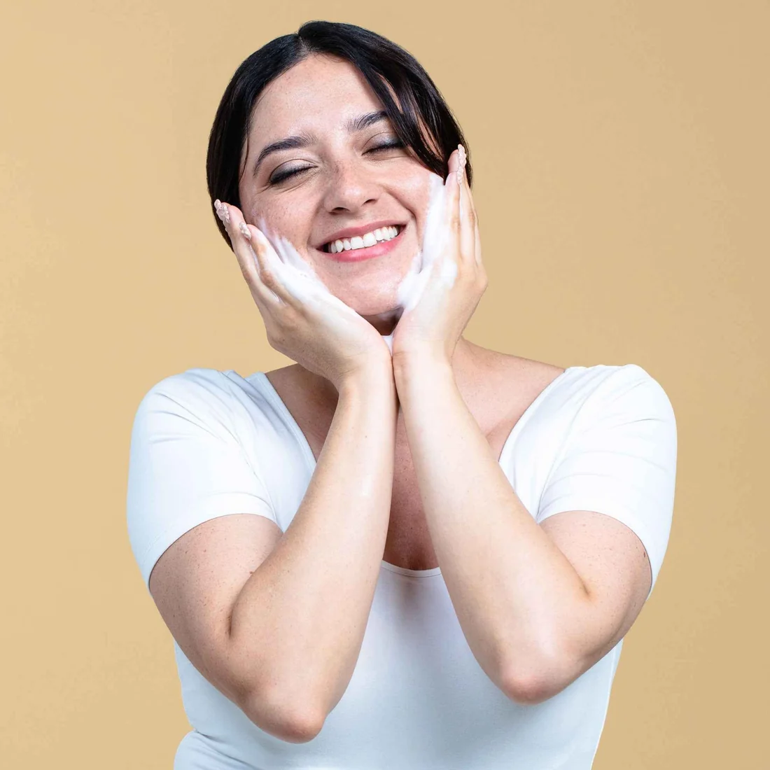 Espuma Limpiadora Facial Niacinamida + Té Verde